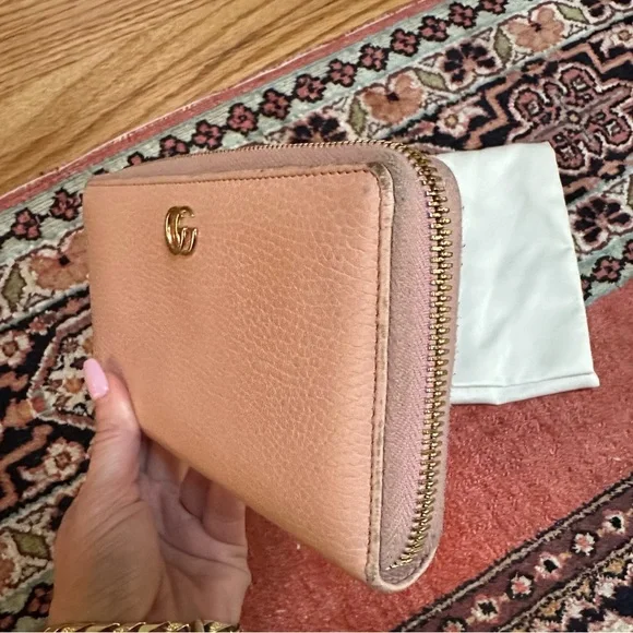 Gucci Marmont Zip Around Continental Wallet in light pink - Picture 9 of 12